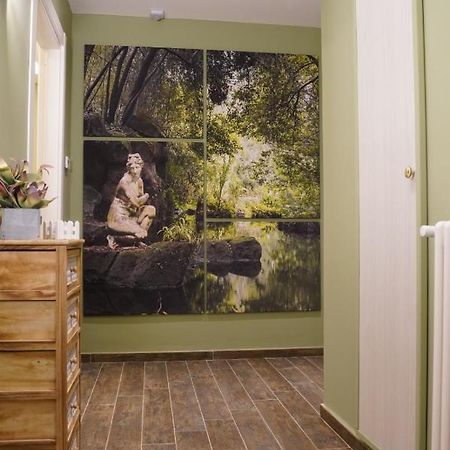 L'Oasi Di Venere Bed And Breakfast กาแซร์ตา ภายนอก รูปภาพ