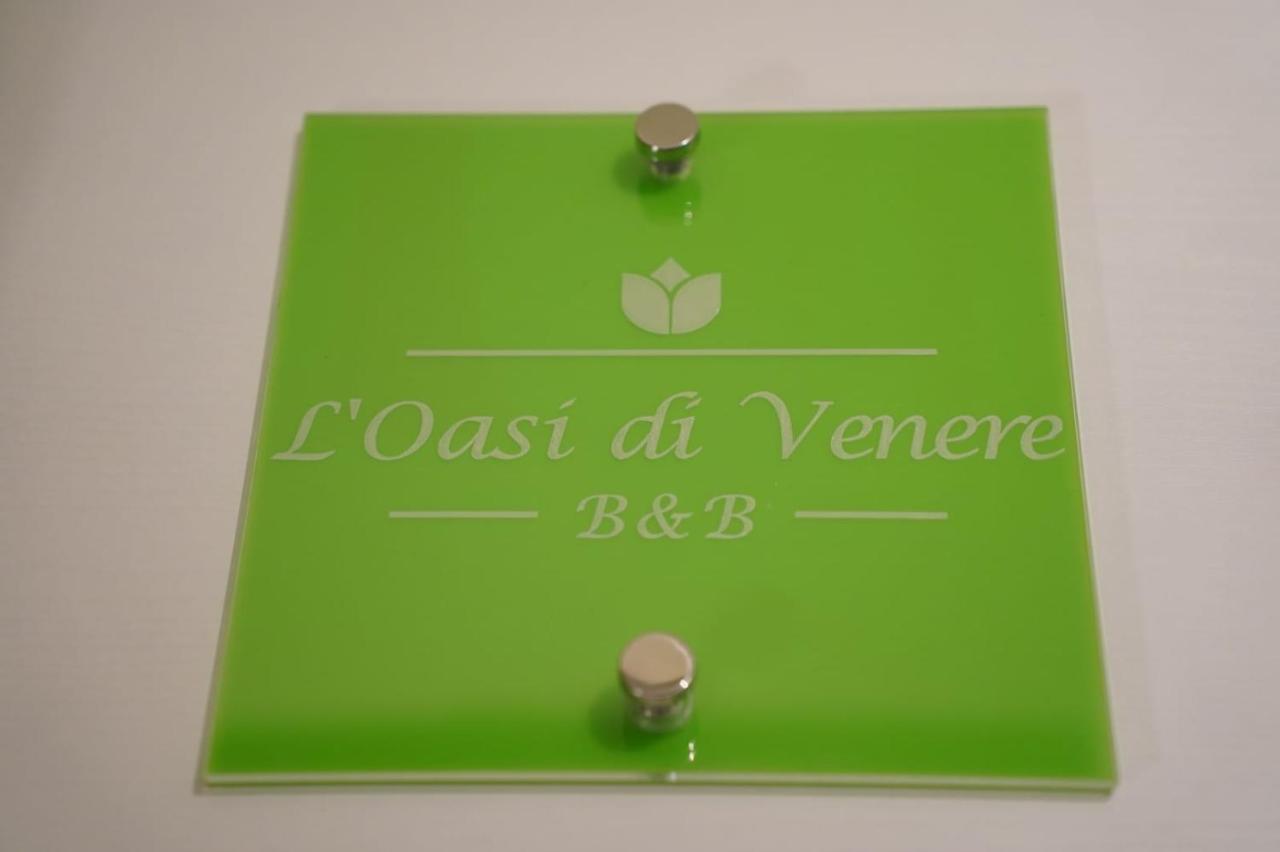 L'Oasi Di Venere Bed And Breakfast กาแซร์ตา ภายนอก รูปภาพ