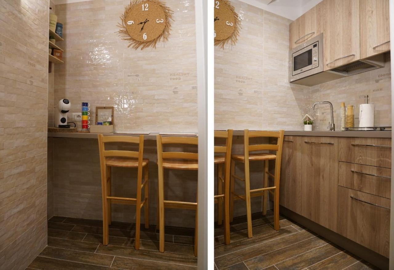 L'Oasi Di Venere Bed And Breakfast กาแซร์ตา ภายนอก รูปภาพ