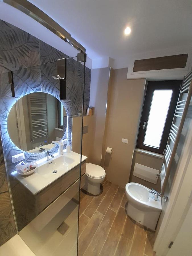 L'Oasi Di Venere Bed And Breakfast กาแซร์ตา ภายนอก รูปภาพ
